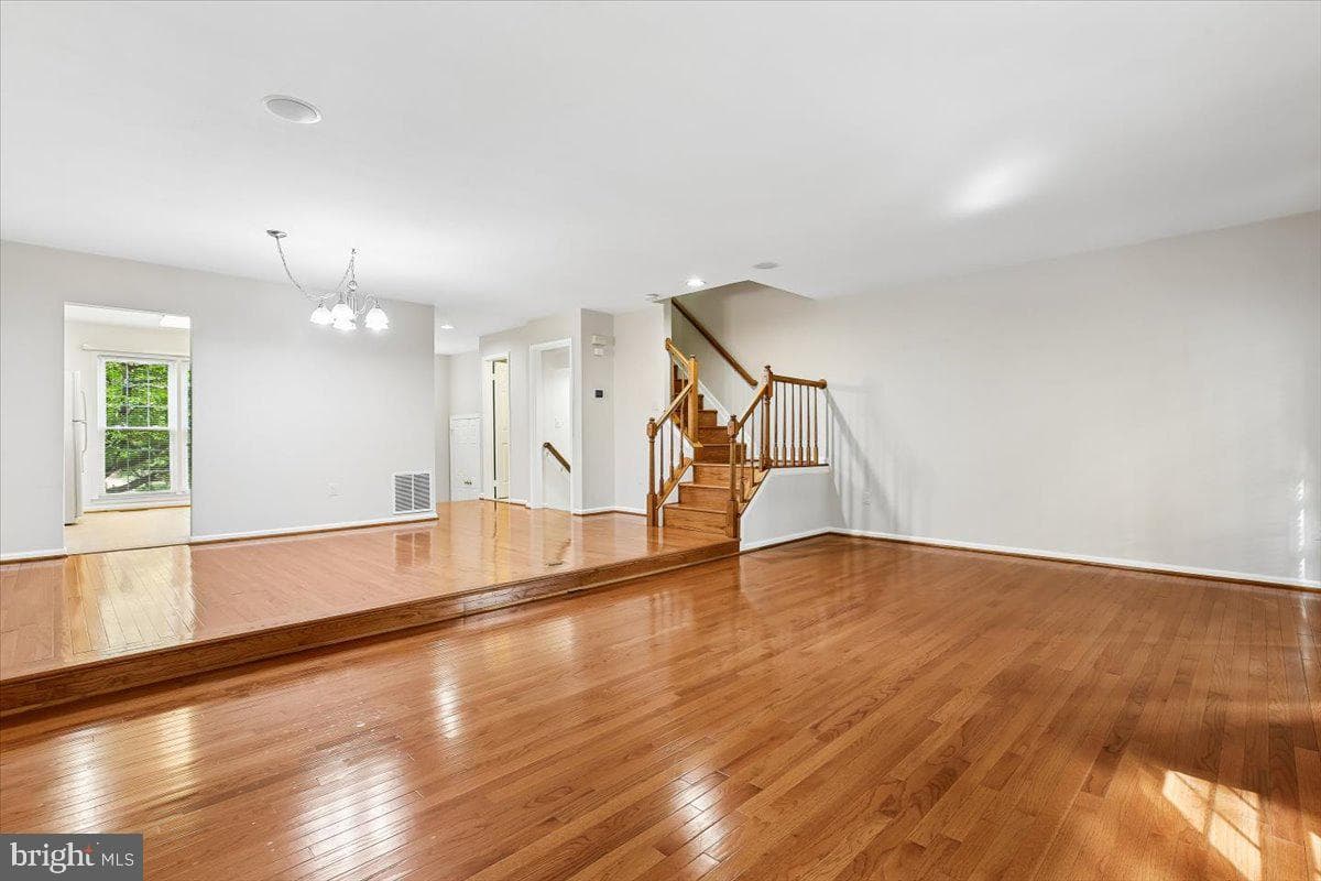 6024 Loganwood photo 14