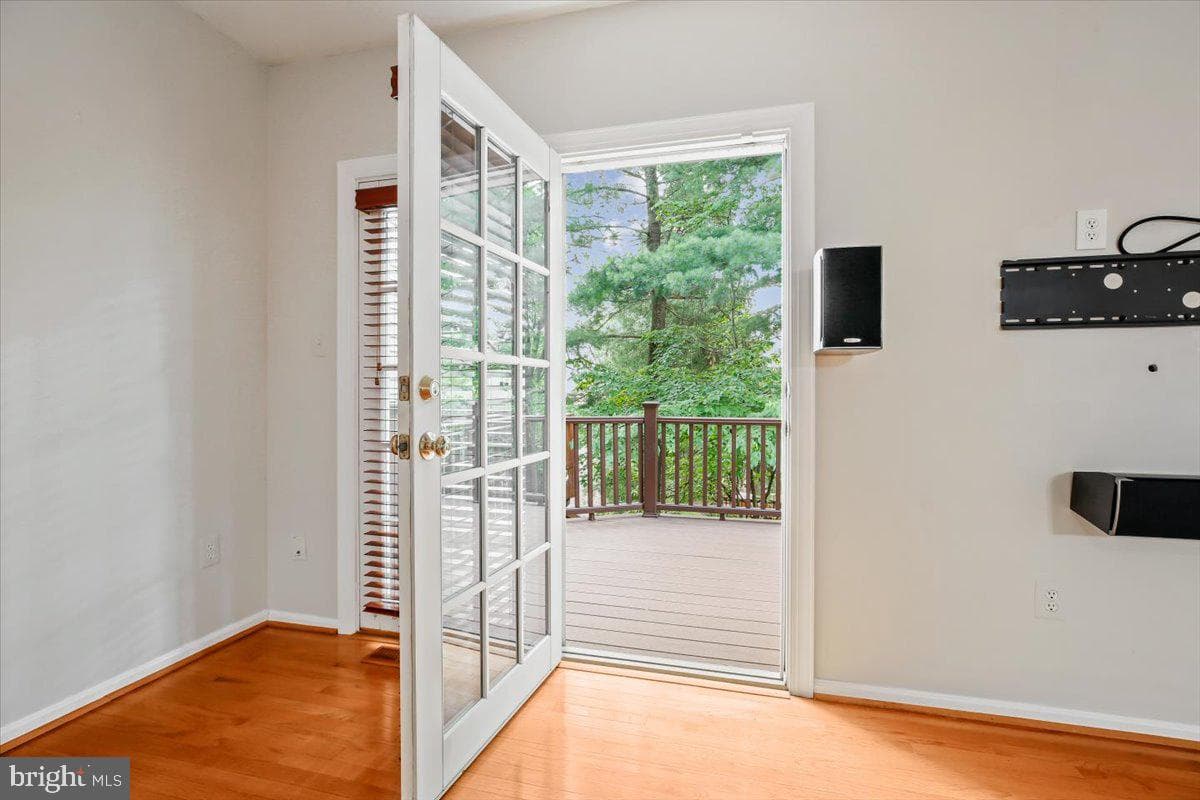 6024 Loganwood photo 19