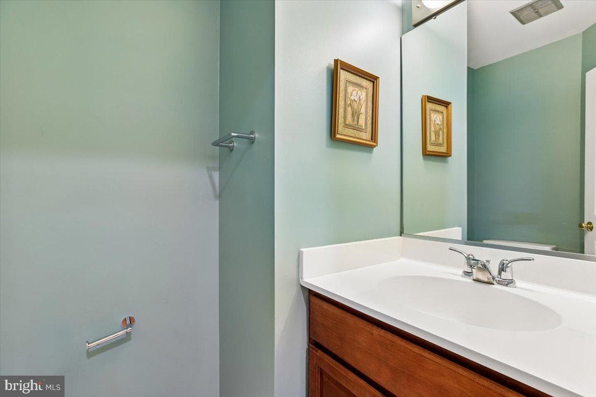 6024 Loganwood photo 27
