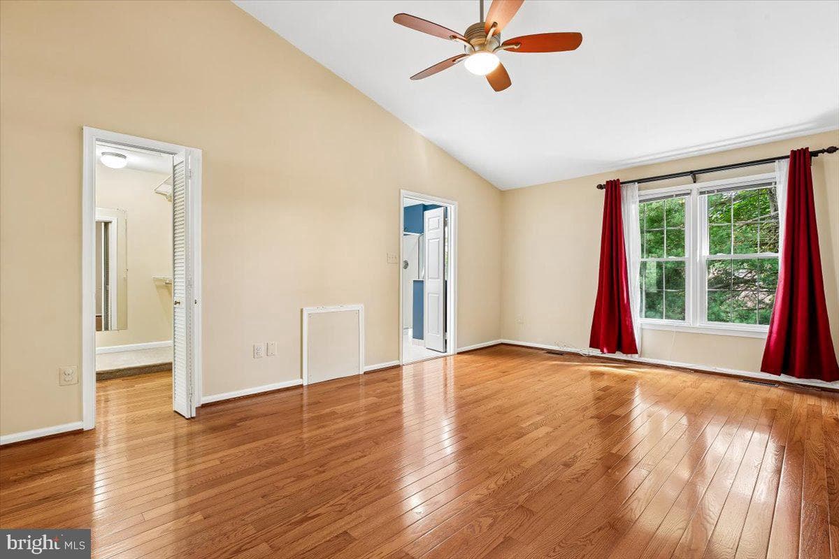 6024 Loganwood photo 43