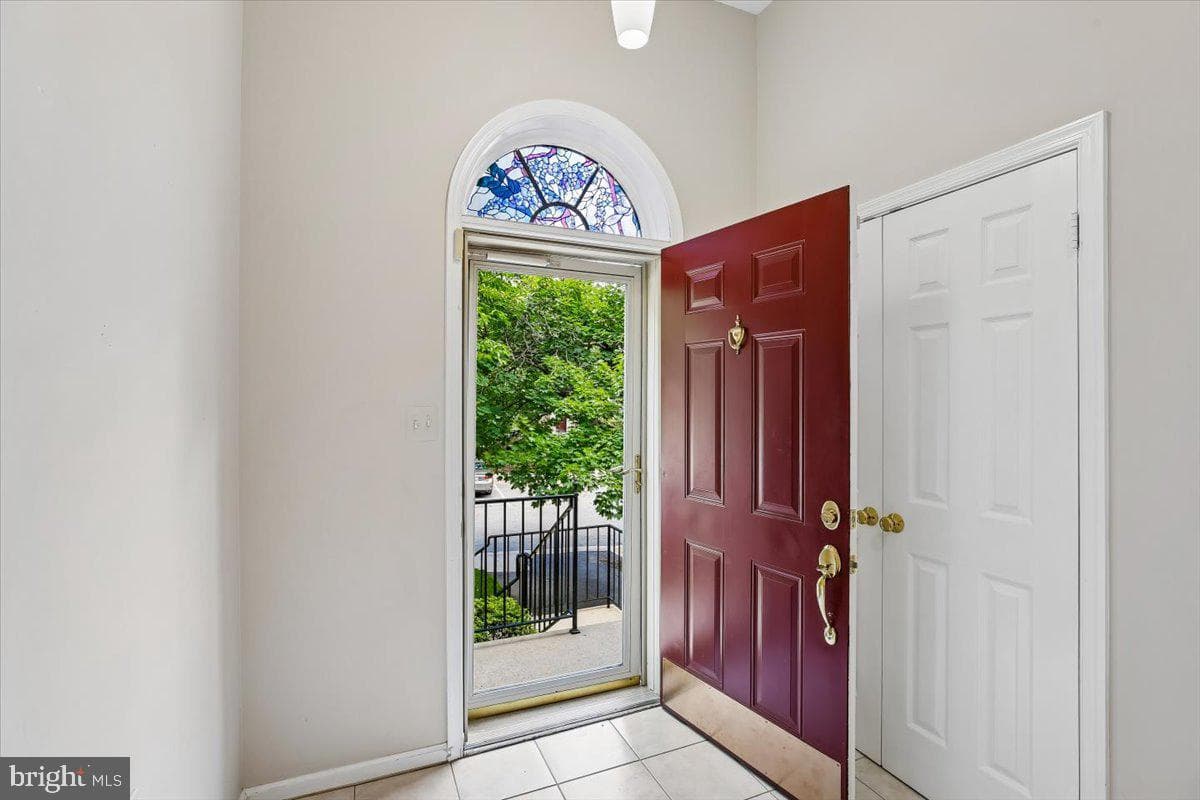 6024 Loganwood photo 7