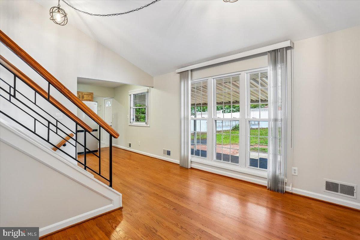 13204 Magellan Avenue photo 23