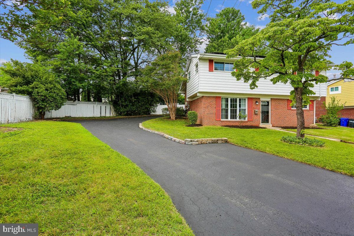 13204 Magellan Avenue photo 3