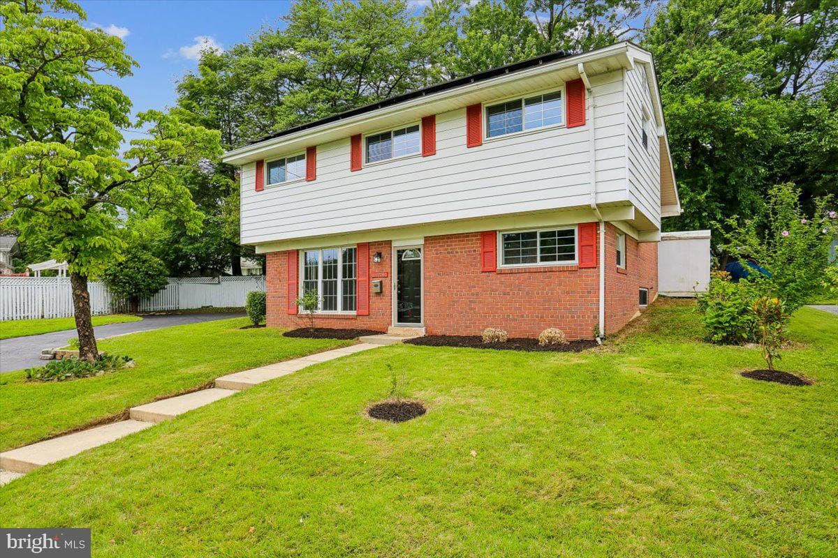 13204 Magellan Avenue photo 4
