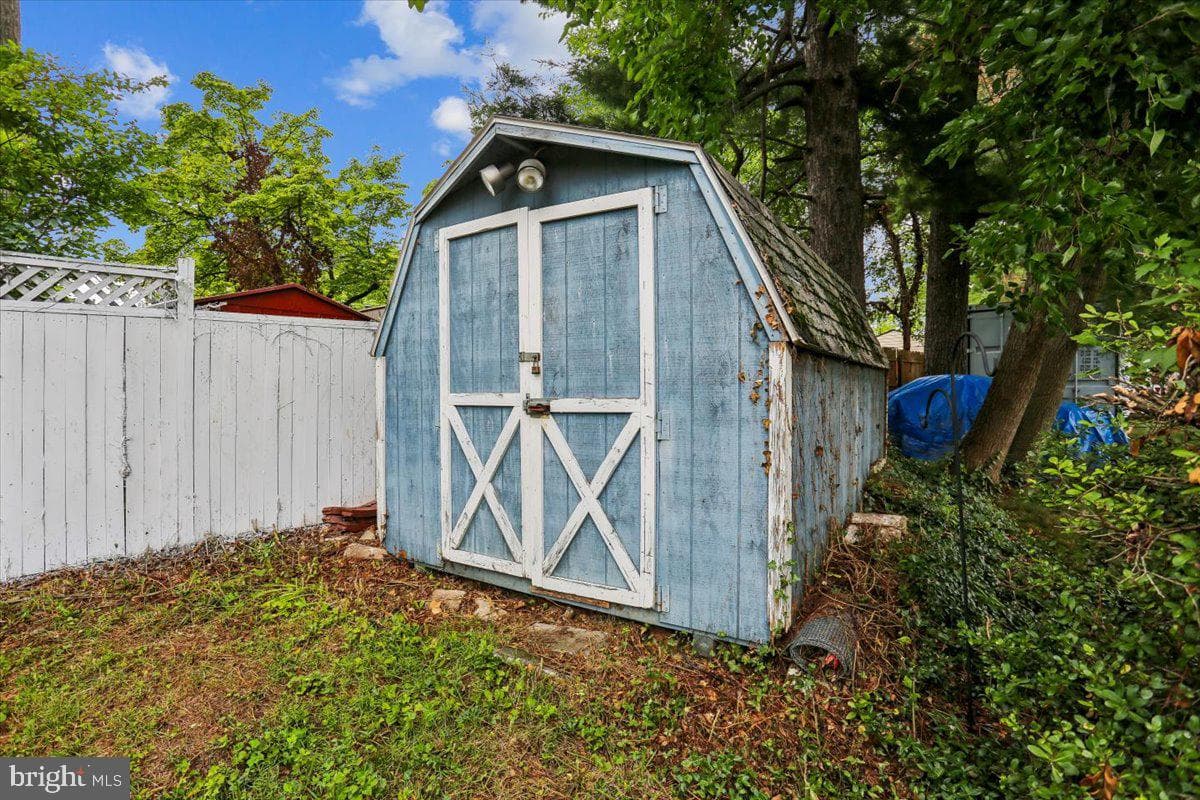 13204 Magellan Avenue photo 85