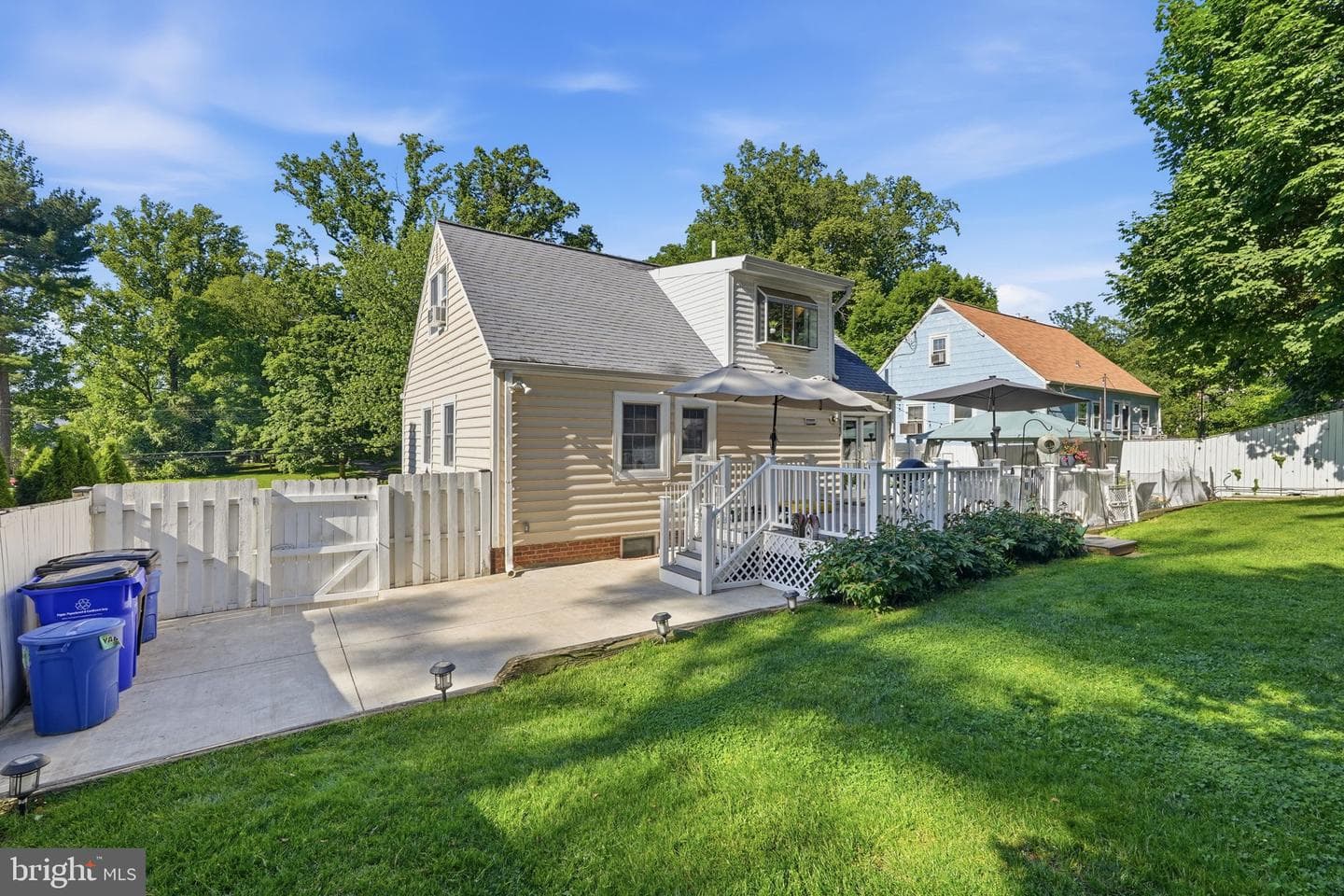 3402 Mccomas Avenue photo 34