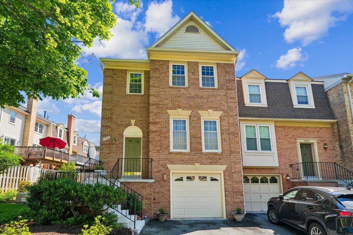 10109 Langhorne Court, Bethesda