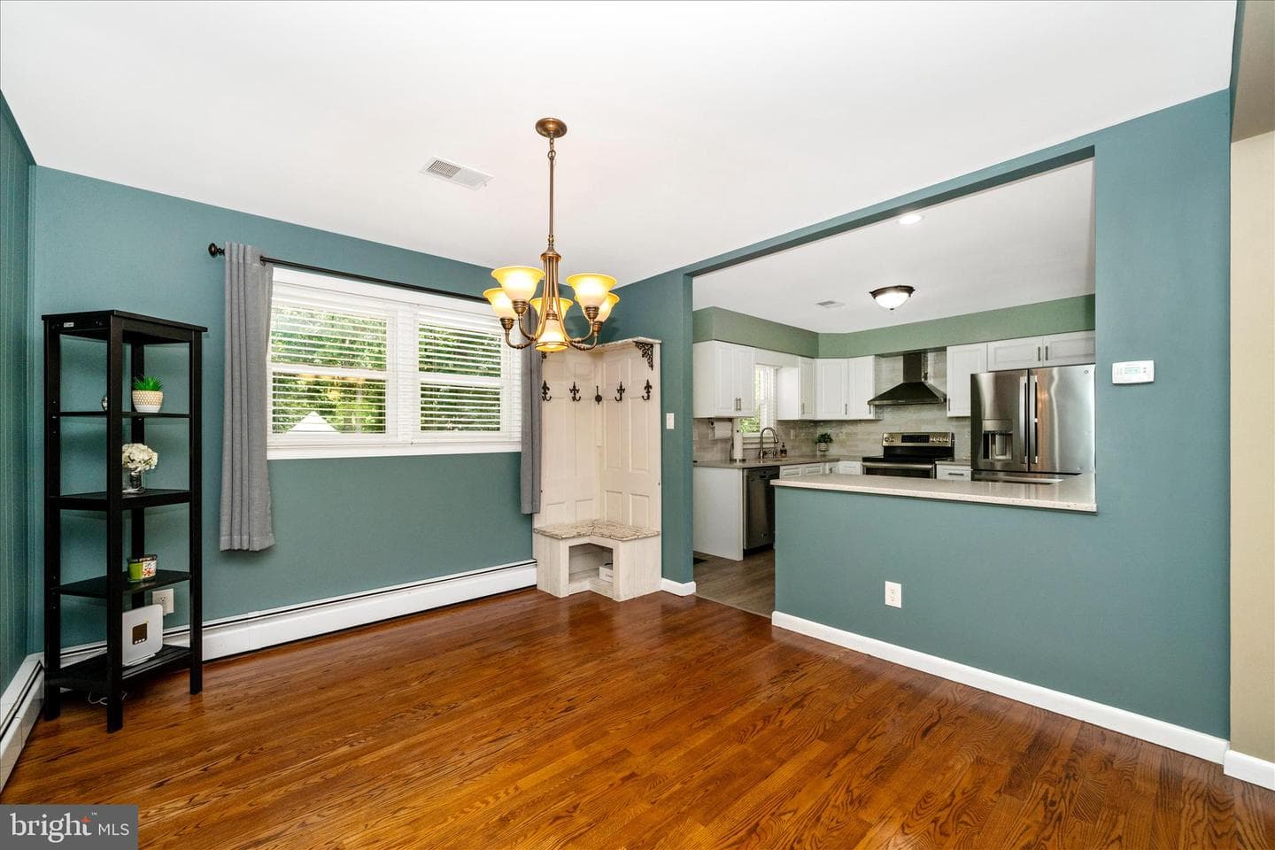 8705 Woodfield Court photo 12