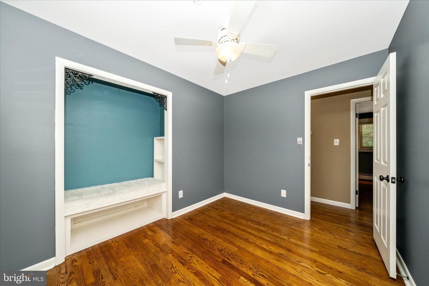 8705 Woodfield Court photo 28