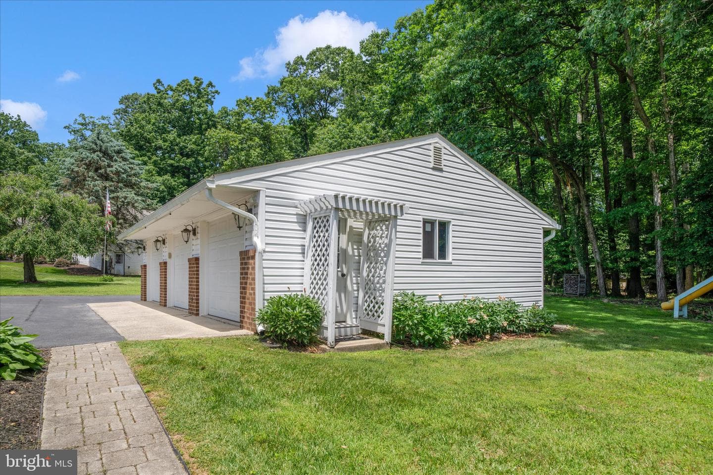 8705 Woodfield Court photo 57