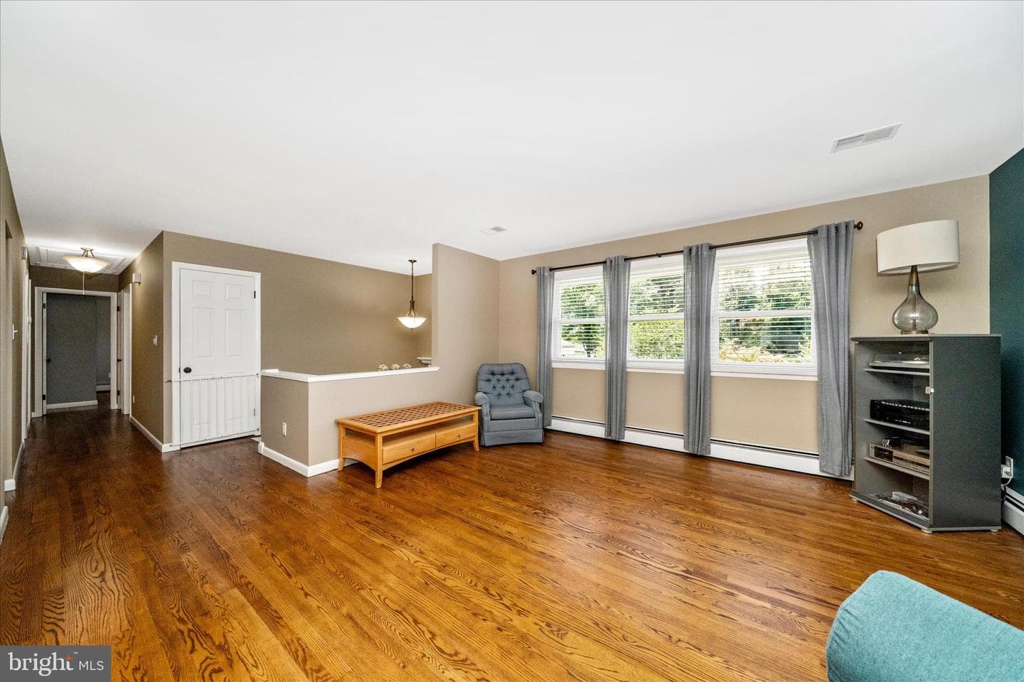 8705 Woodfield Court photo 8
