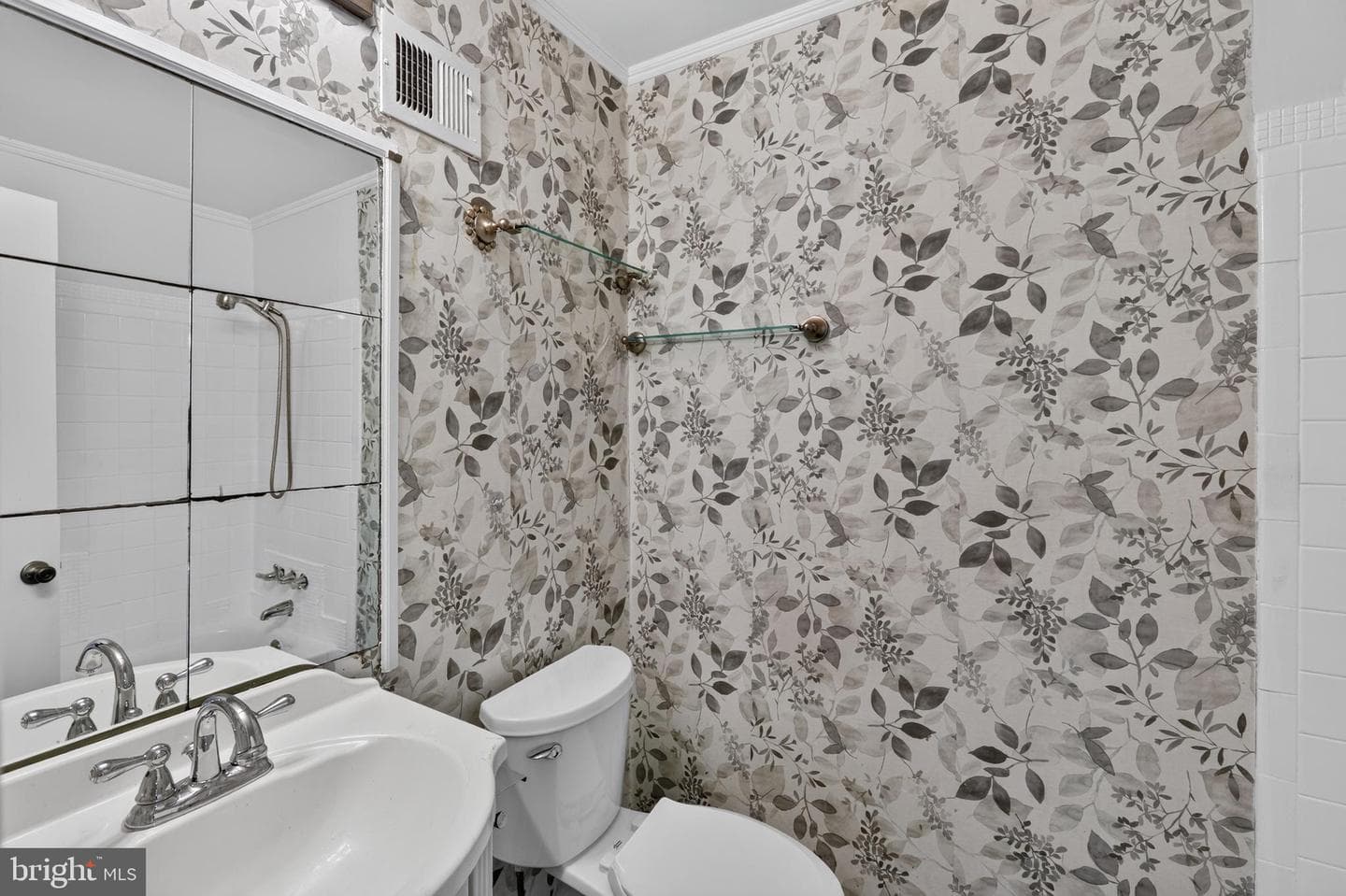 14201 Castle Boulevard #30-196 photo 31