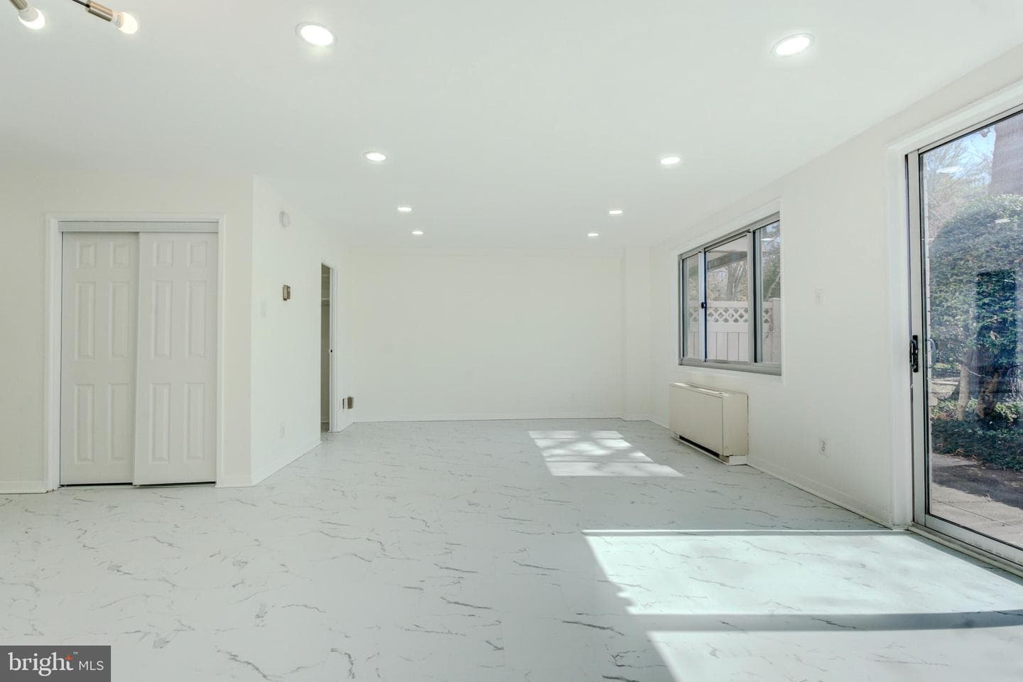 1900 Lyttonsville Road #110 photo 3