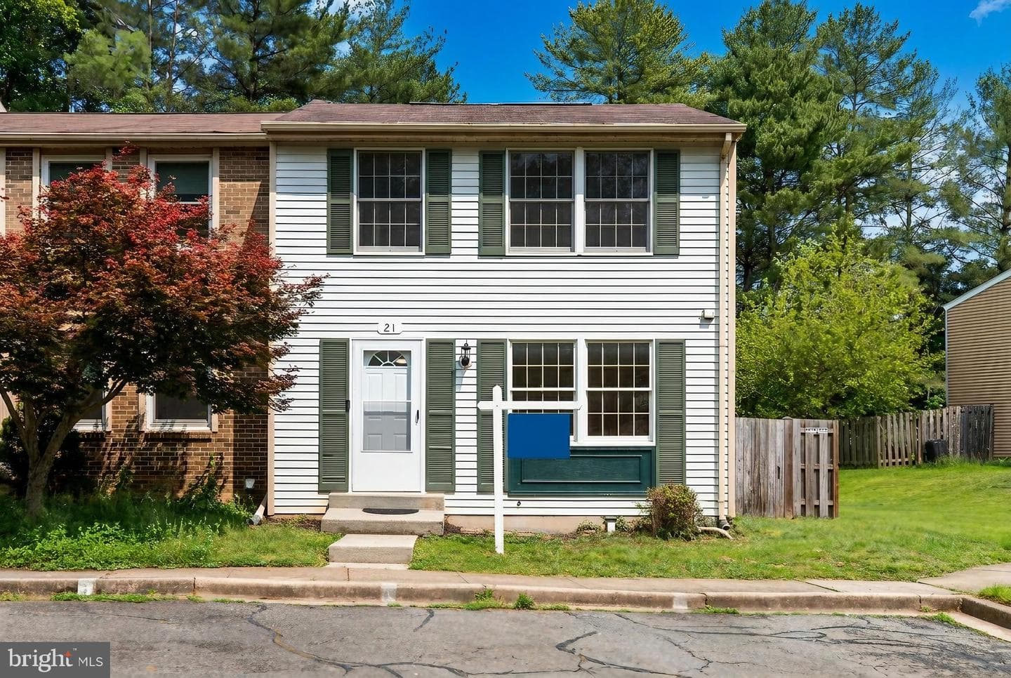 21 Dufief Ct, North Potomac