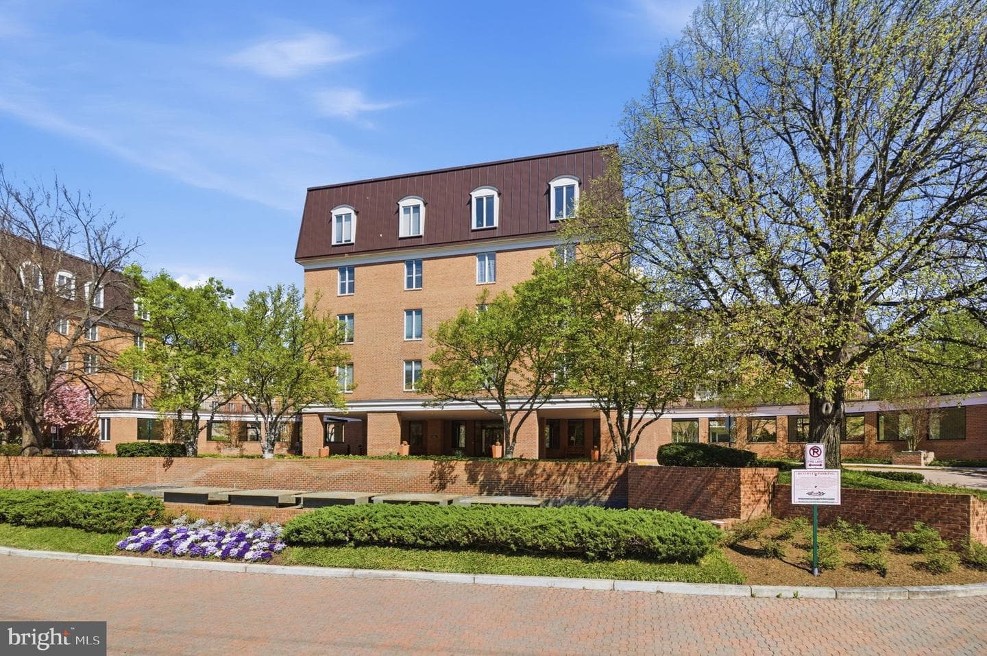 8101 Connecticut Avenue #N-304, Chevy Chase