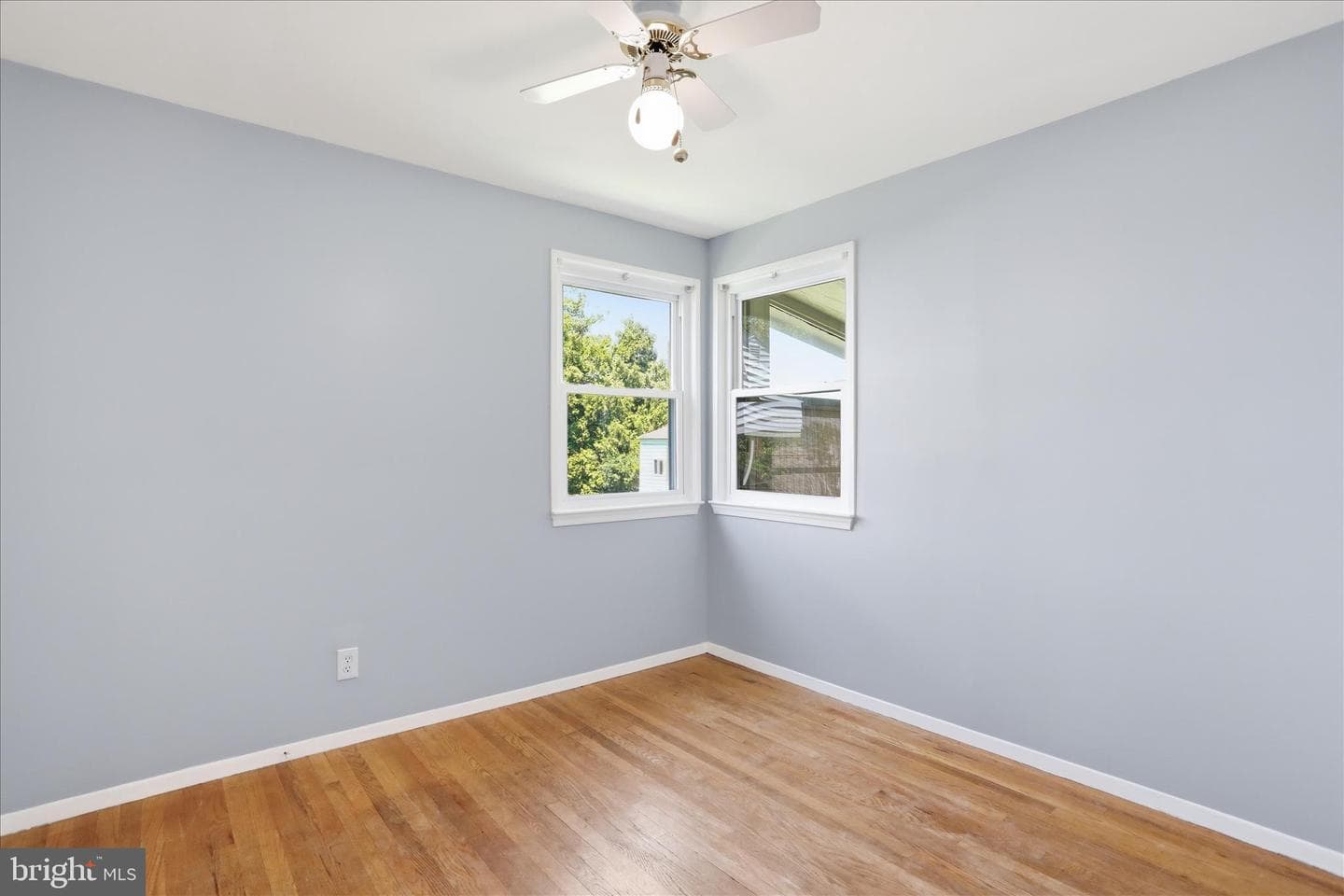 1014 Scott Avenue photo 11