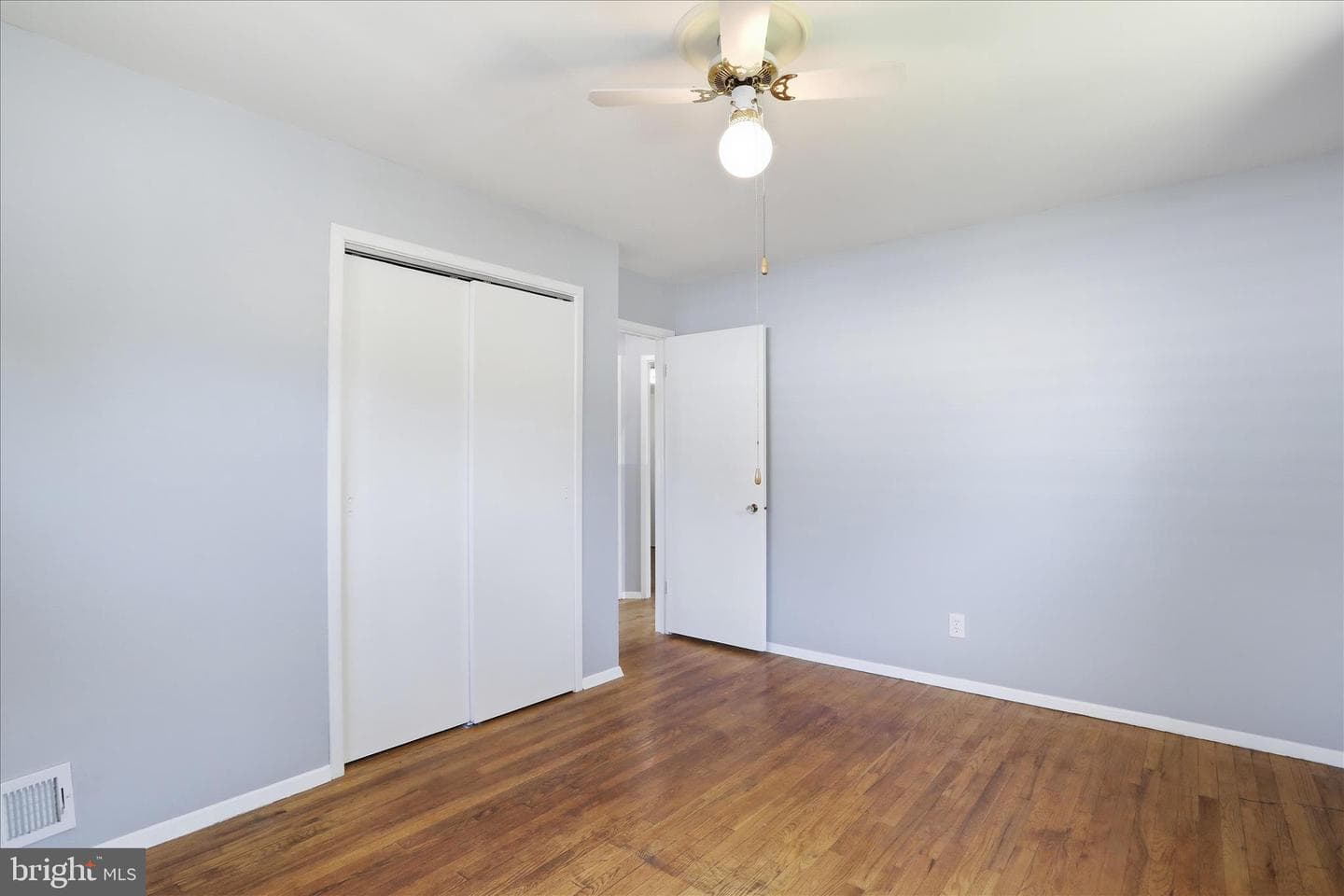 1014 Scott Avenue photo 15