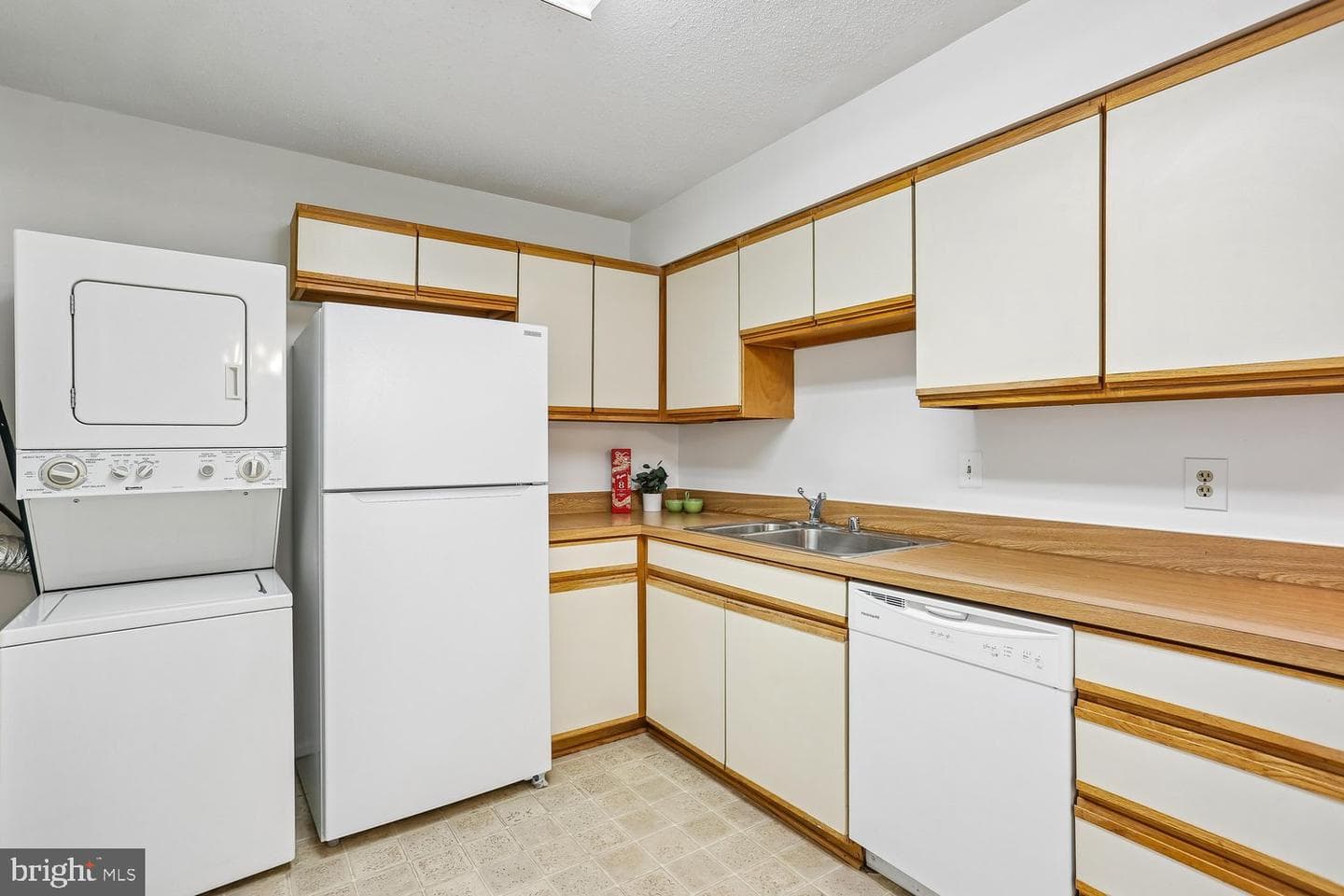 15100 Interlachen Drive #4-702 photo 20