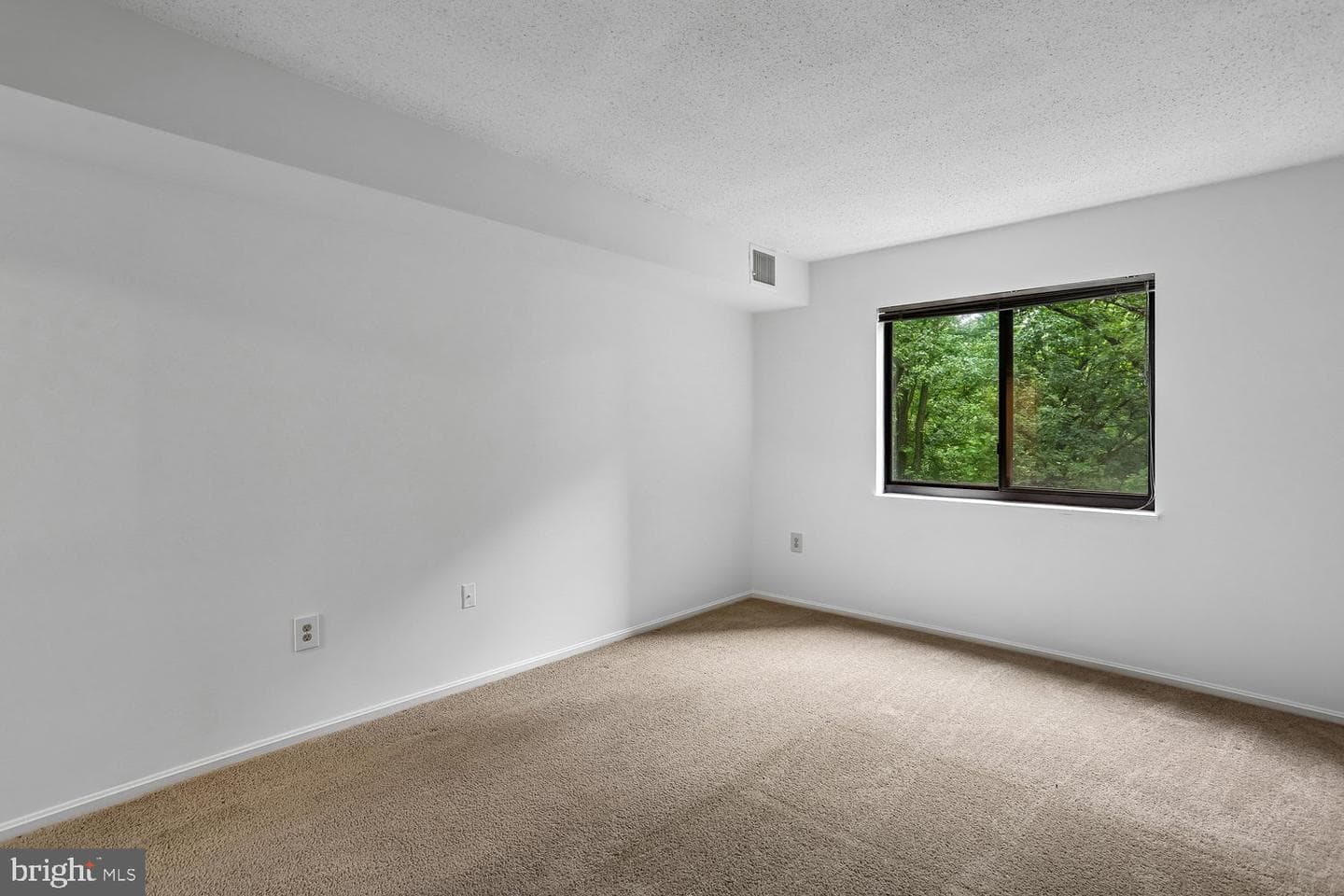 15100 Interlachen Drive #4-702 photo 36