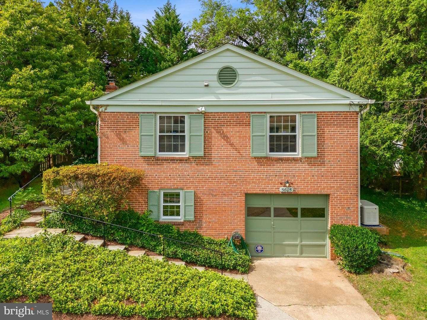 5605 Alta Vista Road, Bethesda