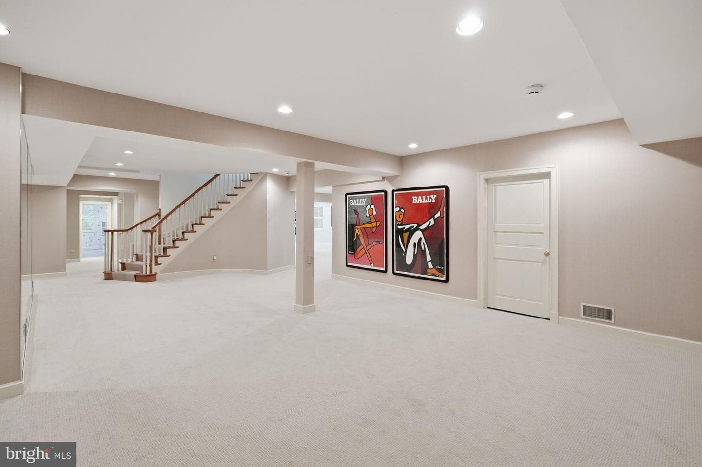 8917 Harvest Square Court photo 52