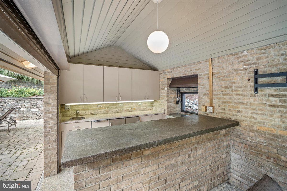 8917 Harvest Square Court photo 72