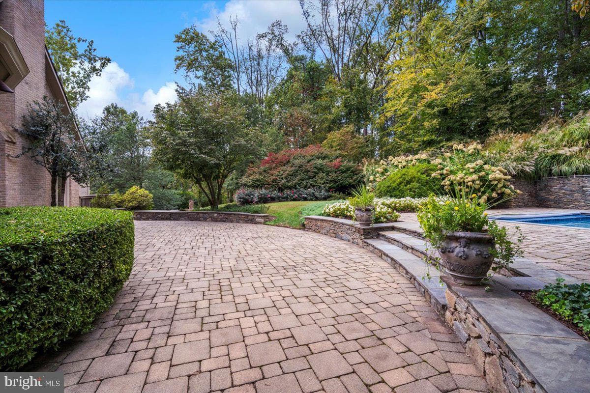 8917 Harvest Square Court photo 75