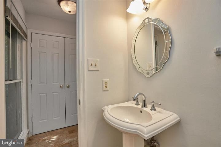 4836 Cloister Drive photo 28