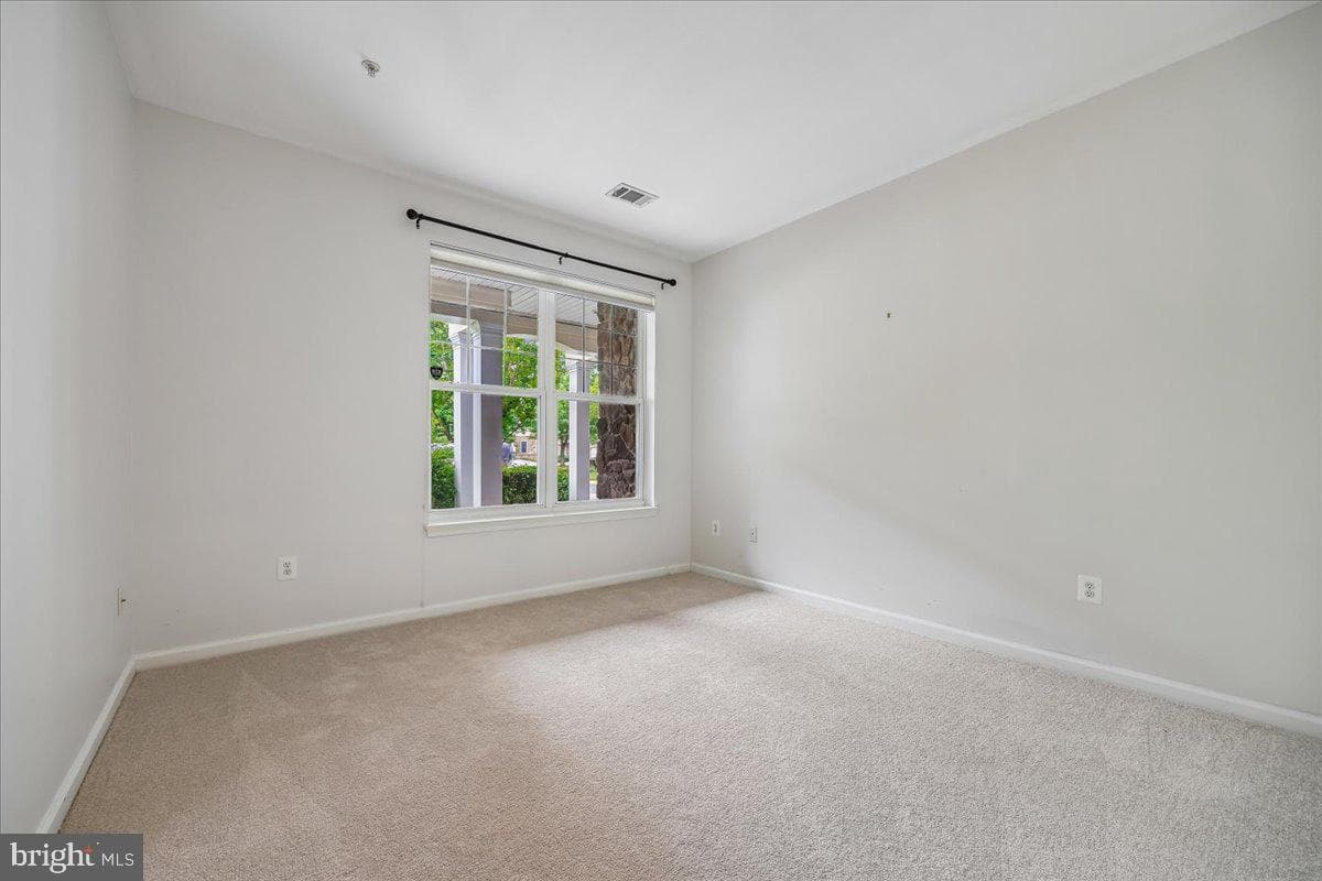 311 High Gables Drive #101 photo 22