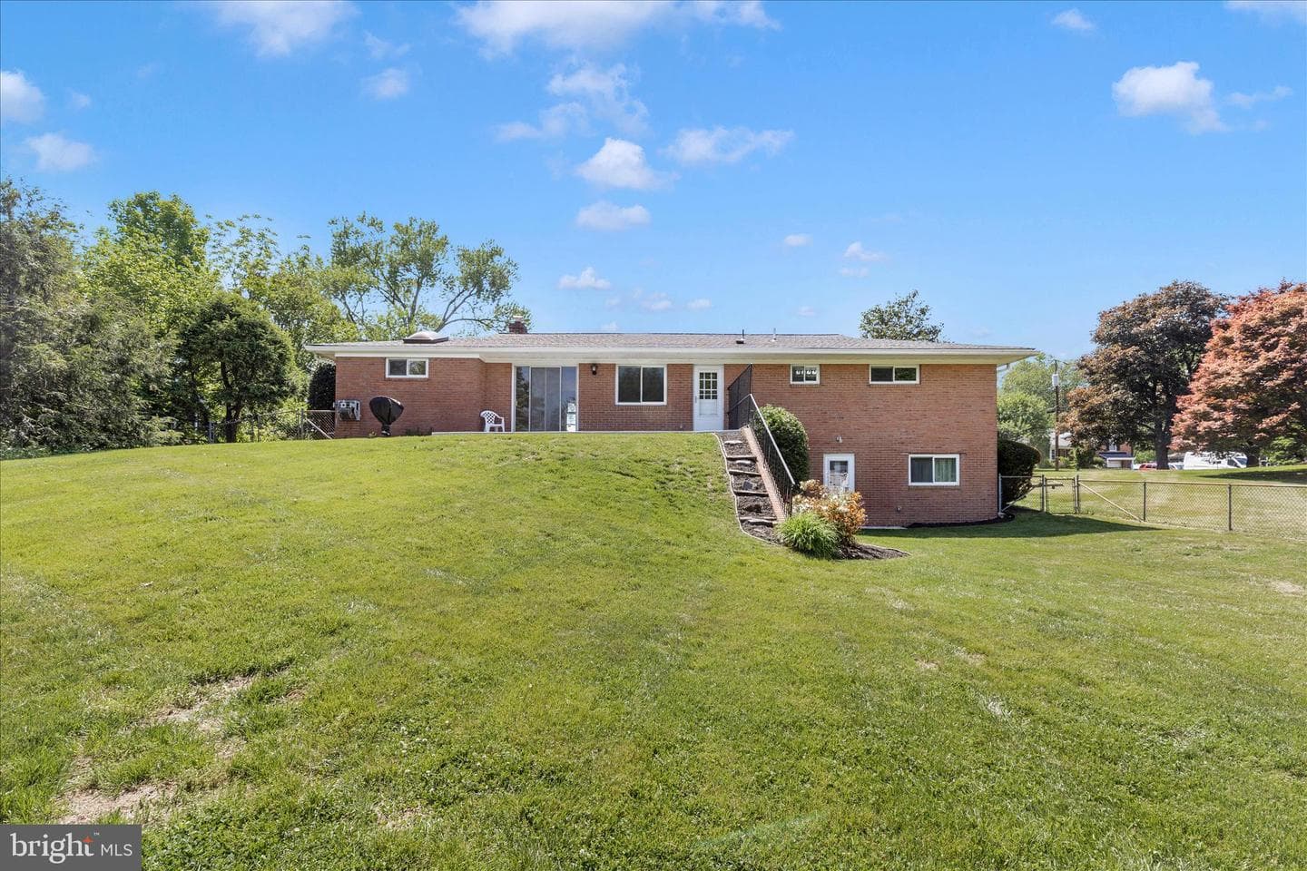 11813 Renick Lane photo 46