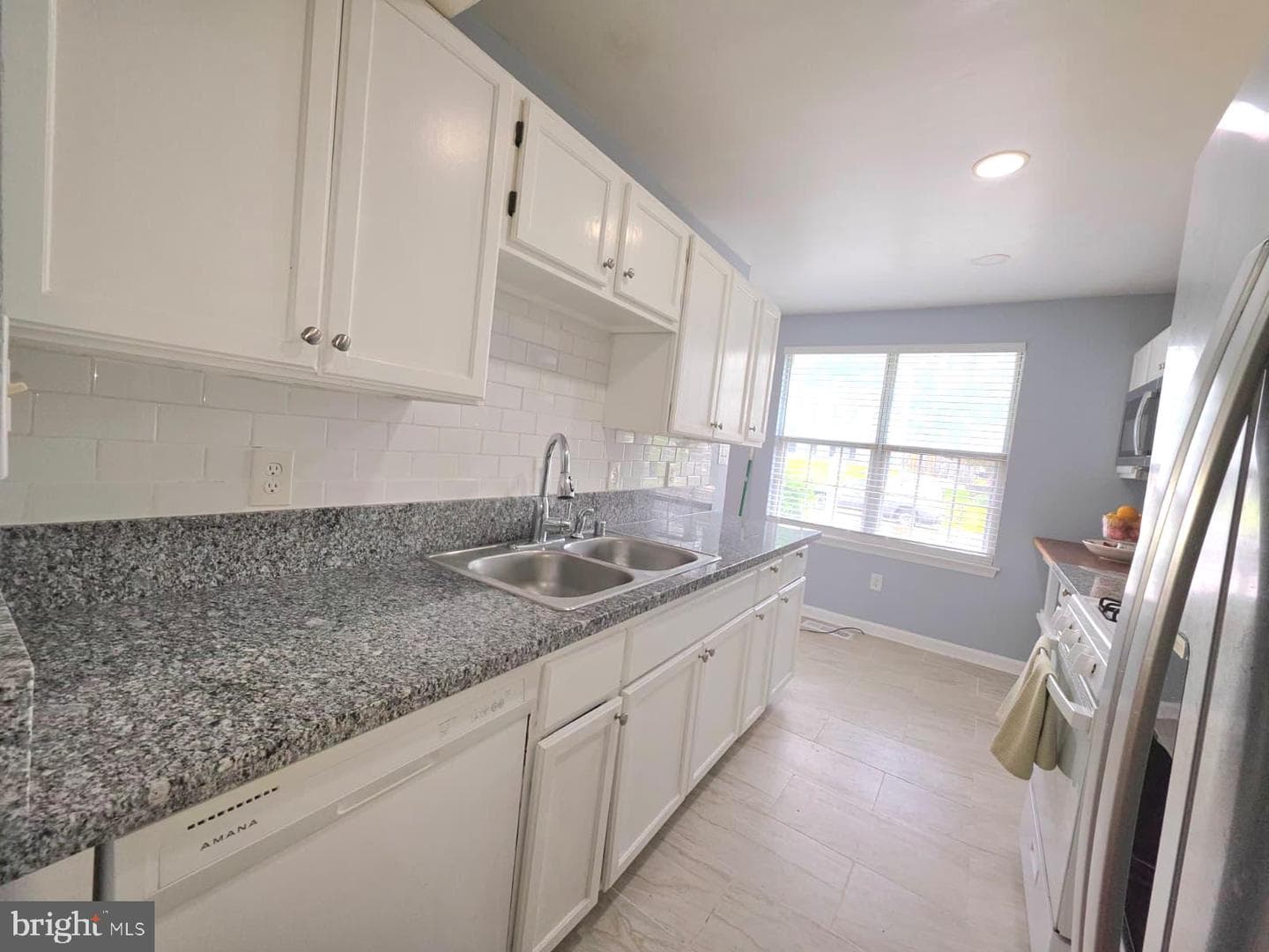 9105 Chesley Knoll Court photo 4