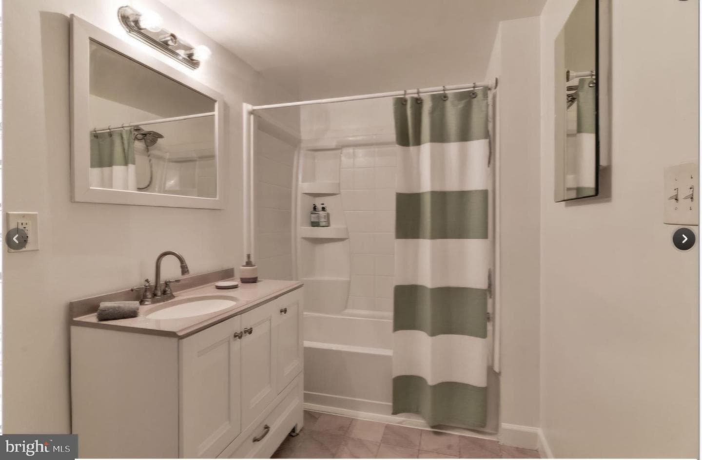 10407 Grandin Road photo 10