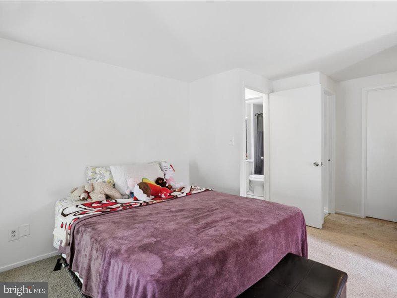 18645 Nathans Place photo 9