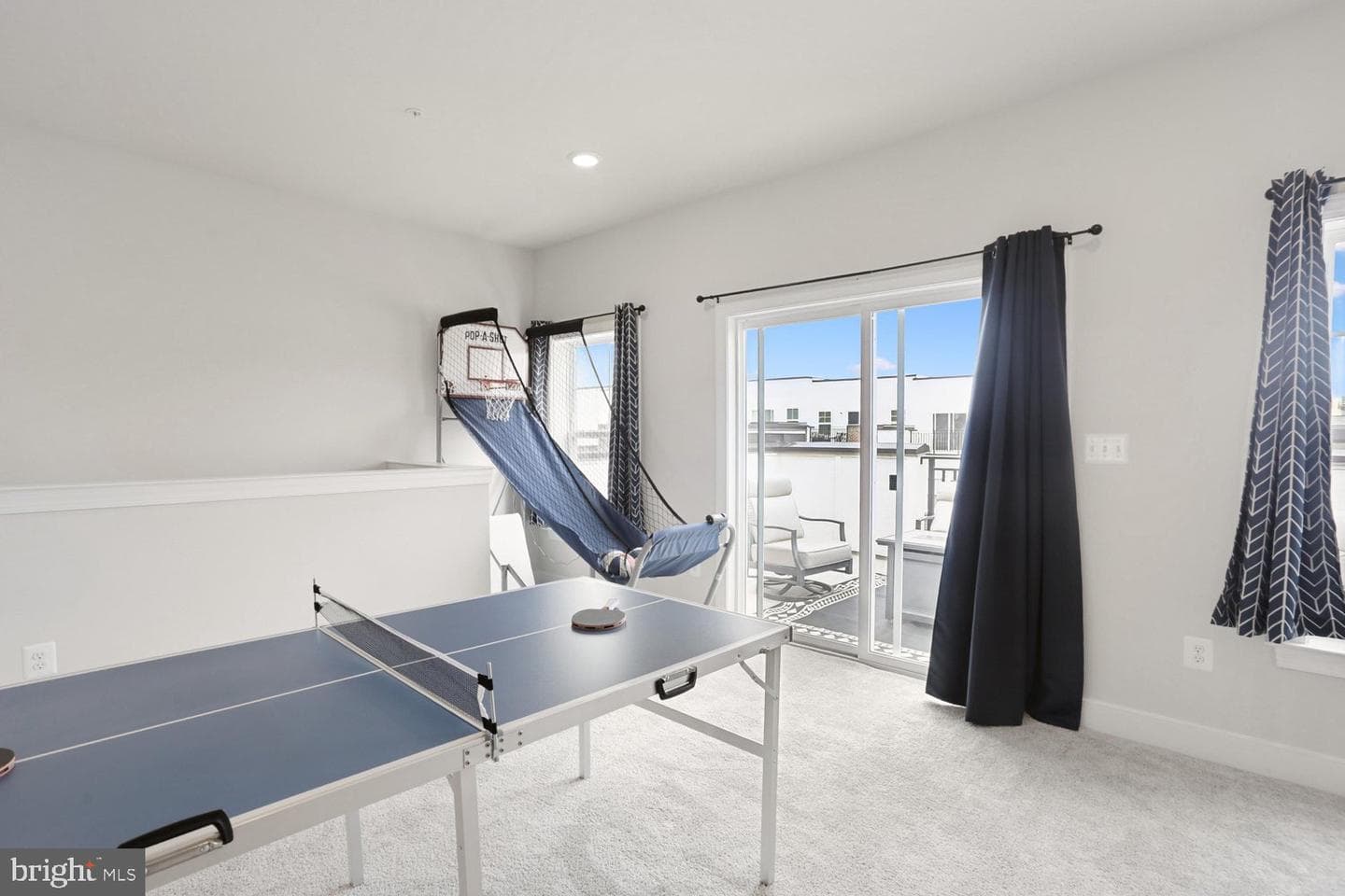 139 Dickenson Drive photo 40