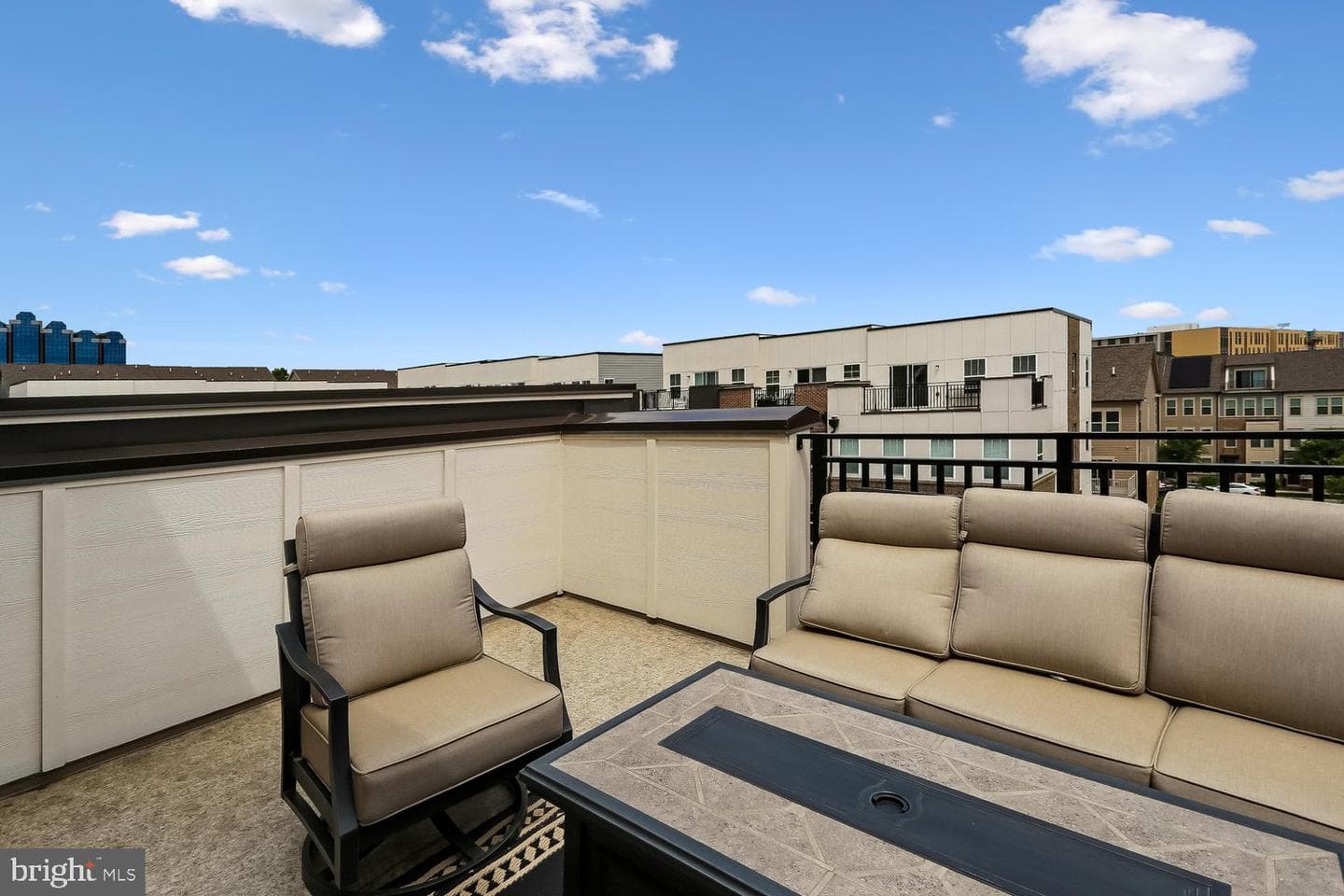 139 Dickenson Drive photo 45