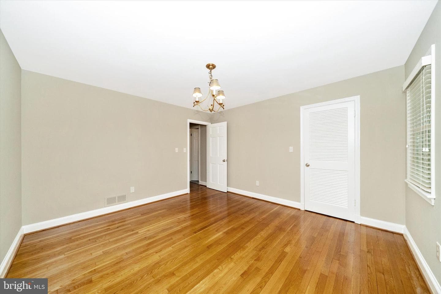 1100 Notley Road photo 31