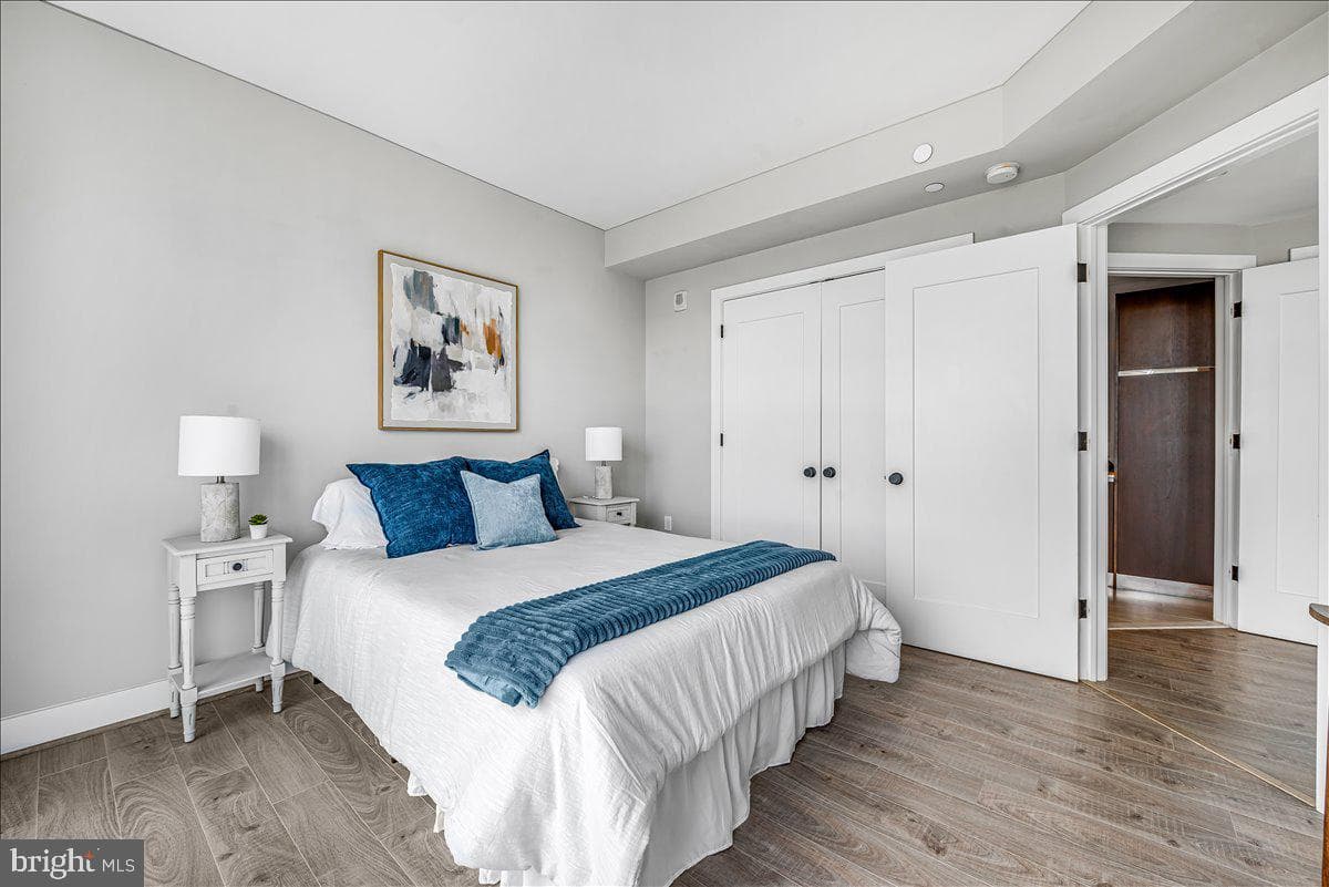 930 Rose Avenue #1802 photo 10