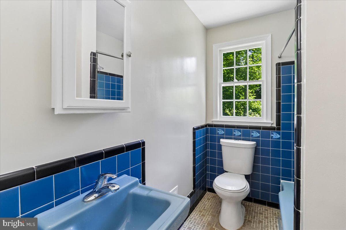12811 Lacy Drive photo 12
