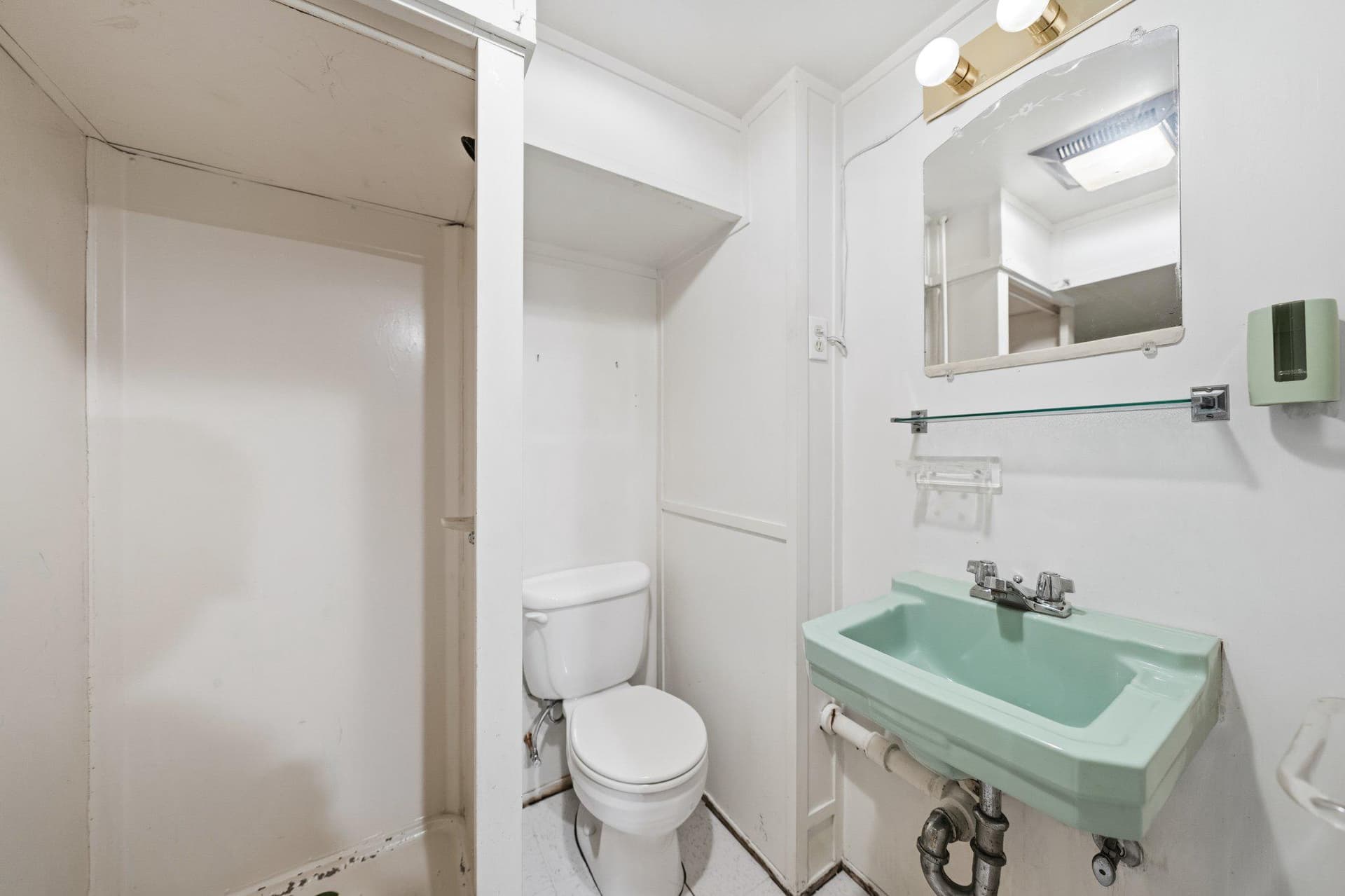 4216 Anthony Street photo 28