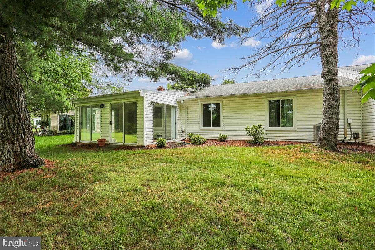 15133 Vantage Hill Road #7-C photo 11