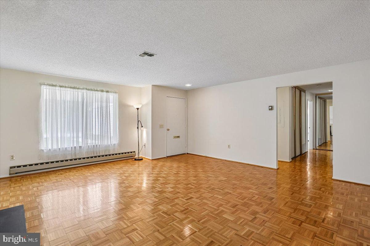 15133 Vantage Hill Road #7-C photo 2