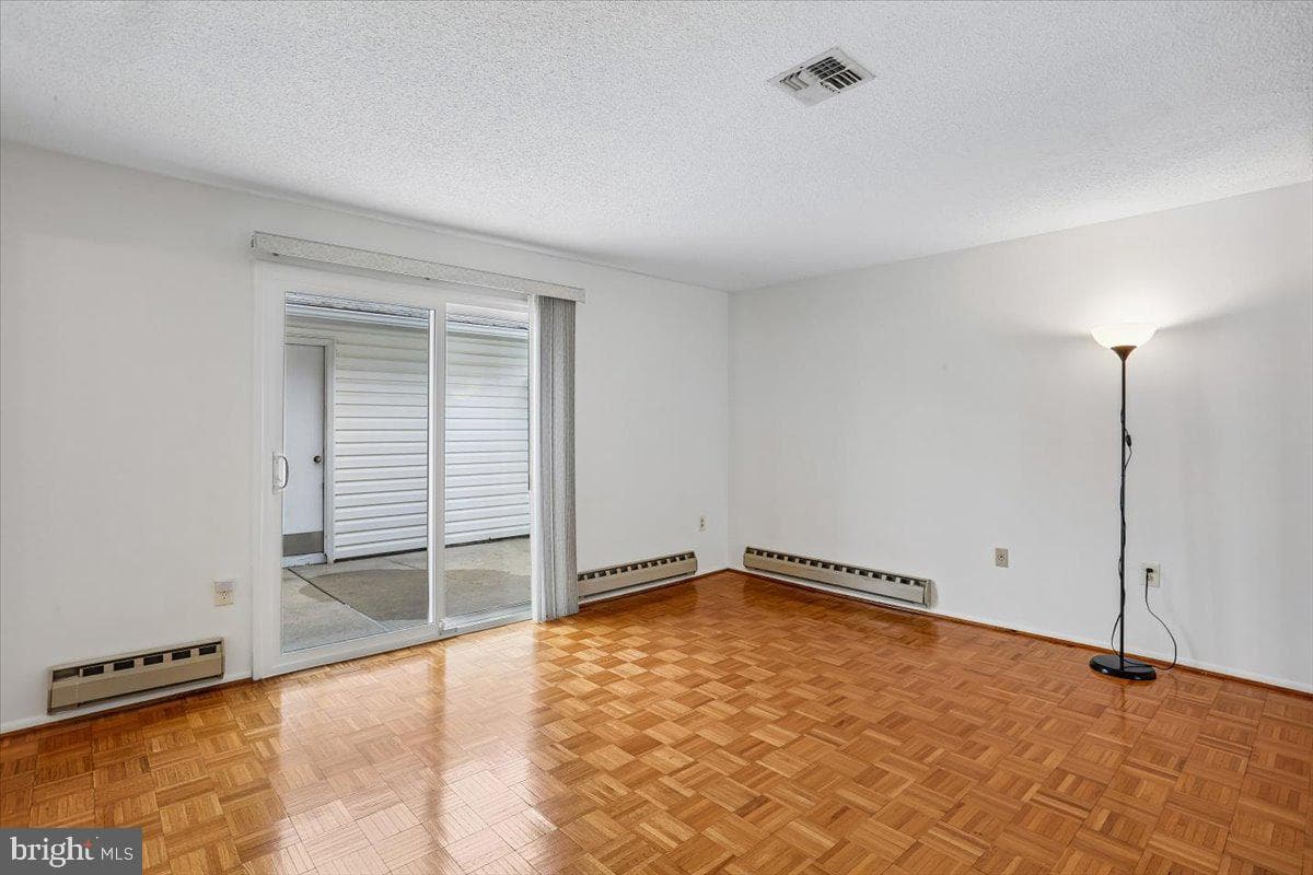 15133 Vantage Hill Road #7-C photo 8