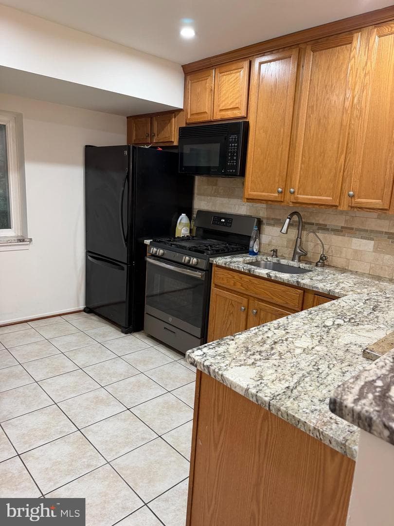 19437 Brassie Place #302 photo 3