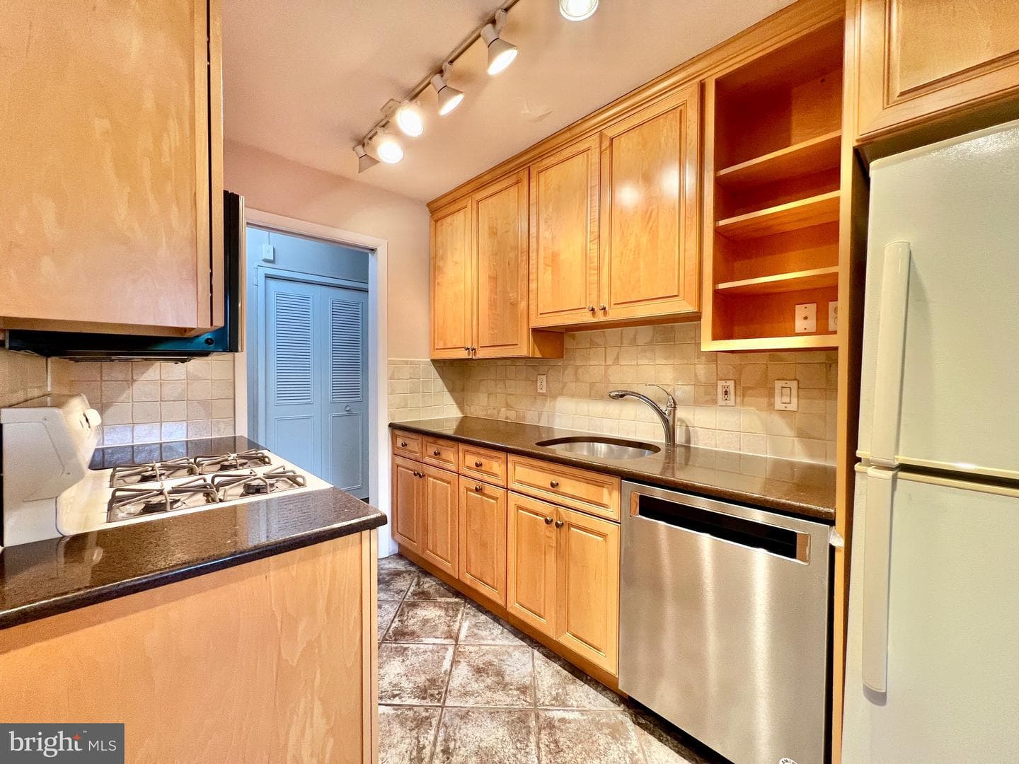 10500 Rockville Pike # 401, Rockville