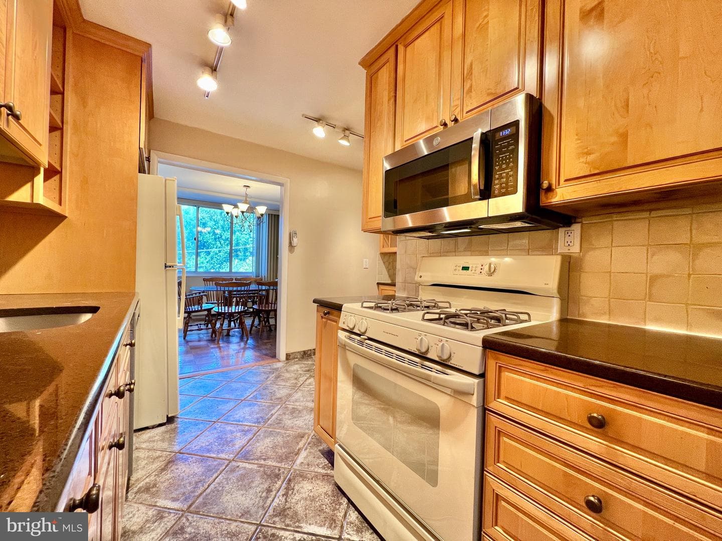 10500 Rockville Pike # 401 photo 4