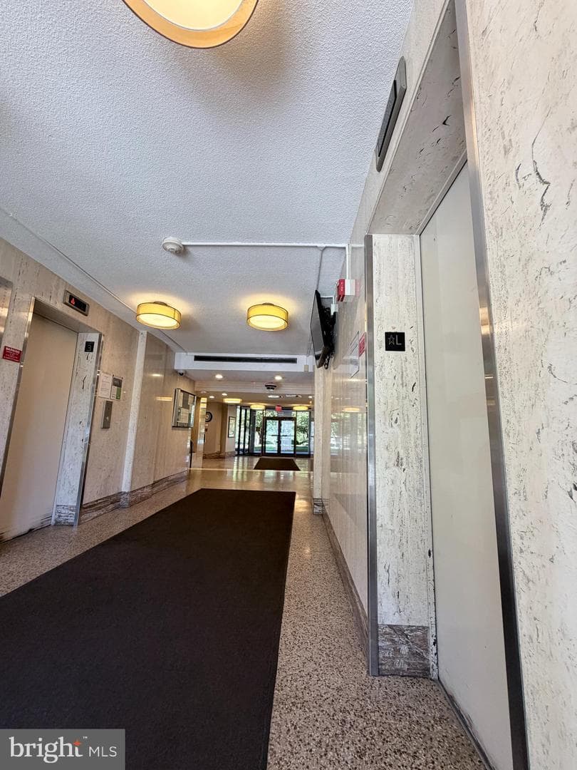 1121 University Boulevard W #1402-B photo 18