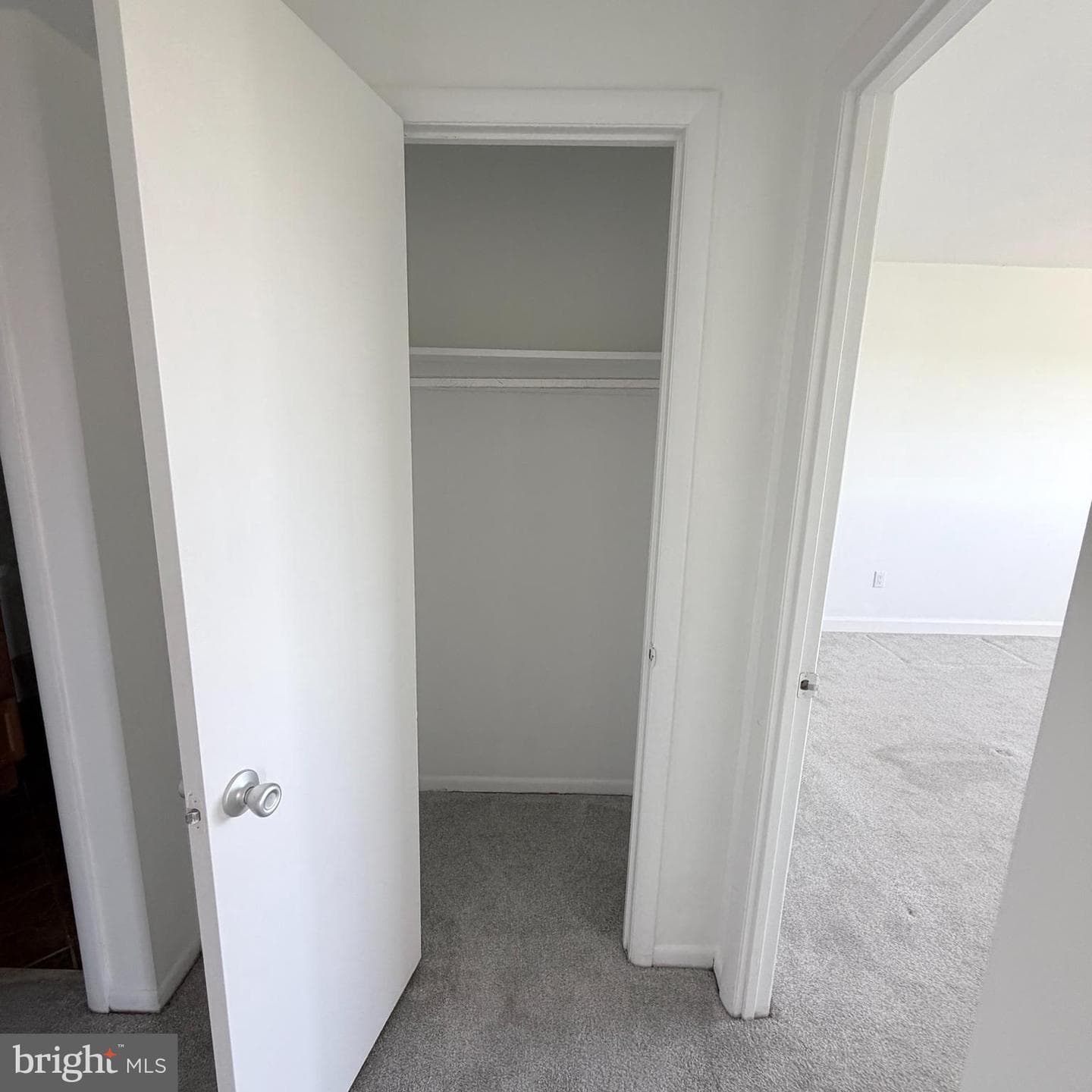 1121 University Boulevard W #1402-B photo 28