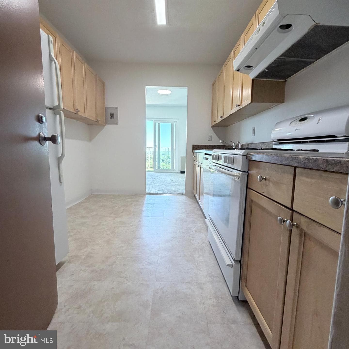 1121 University Boulevard W #1402-B photo 30