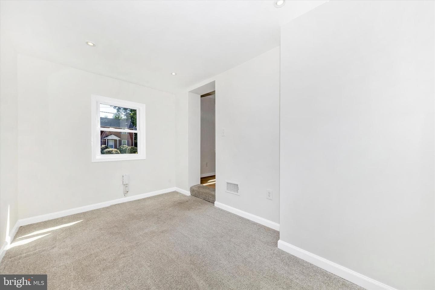 2714 Arvin Street photo 13