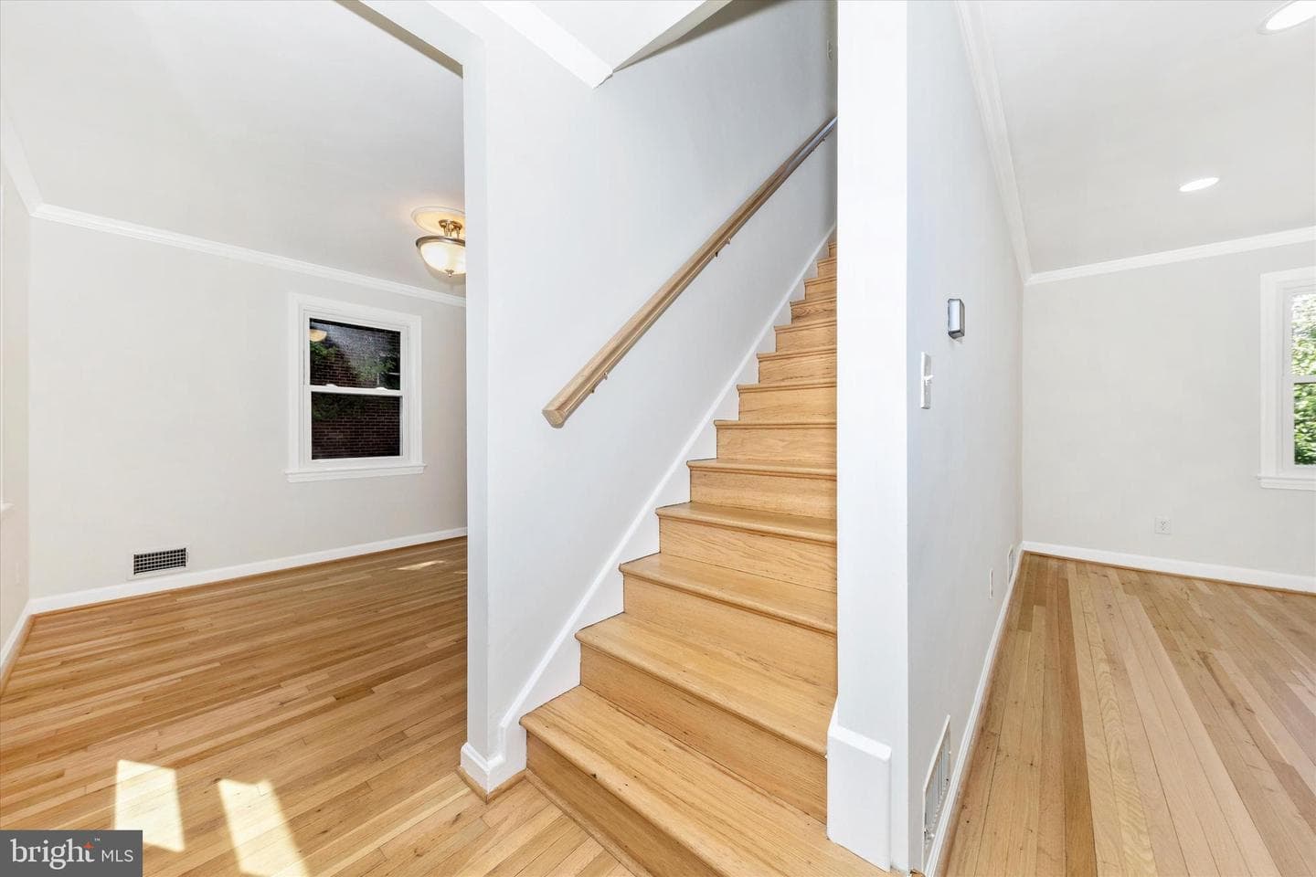 2714 Arvin Street photo 4